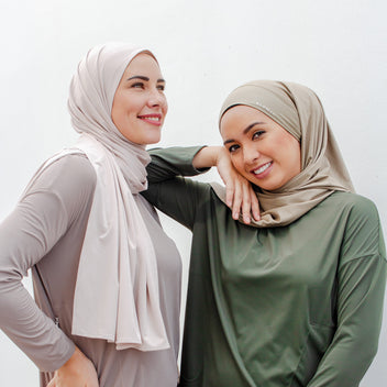 GLOWco - Modesty in Action - Sports Tops, Hijabs, Bottoms & Swimwear