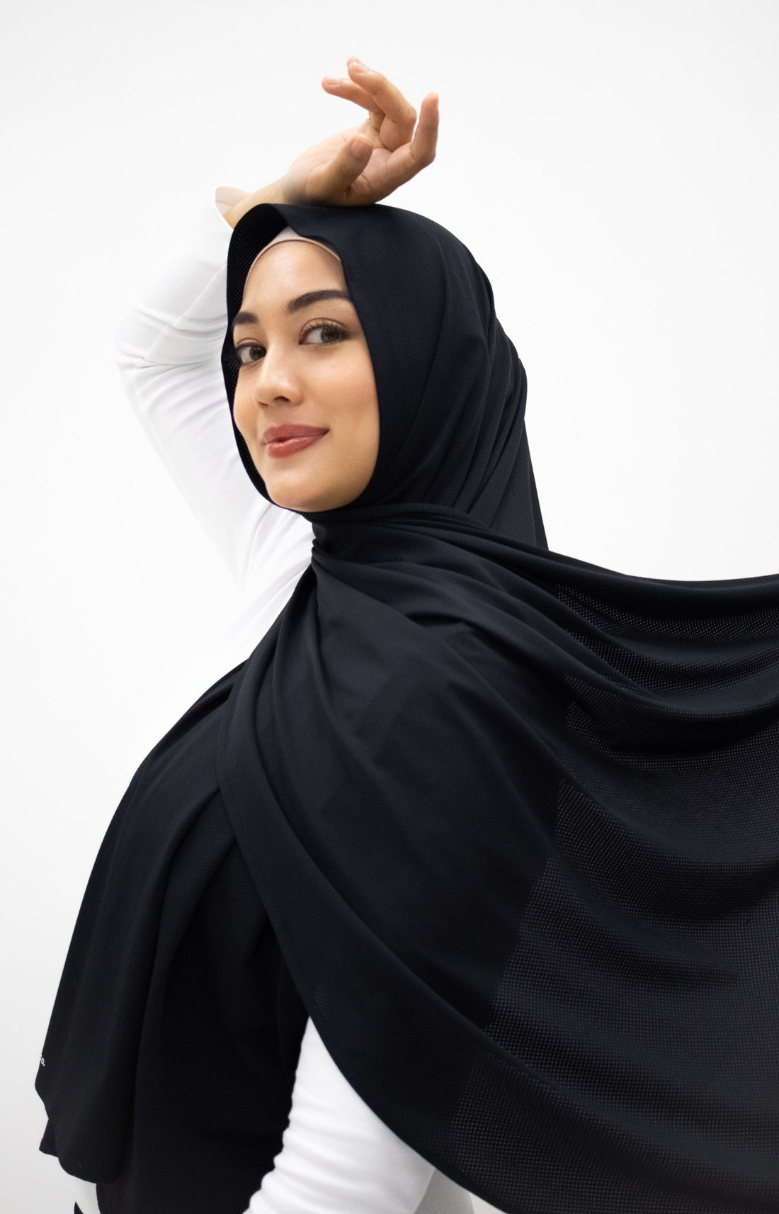 Sports Hijabs GLOWco Exclusive Air Mesh Active Shawl in Black