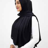 Sports Hijabs GLOWco Exclusive Air Mesh Active Shawl in Black