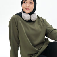 Tops GLOWco Exclusive Cloud Cosy Pullover in Olive