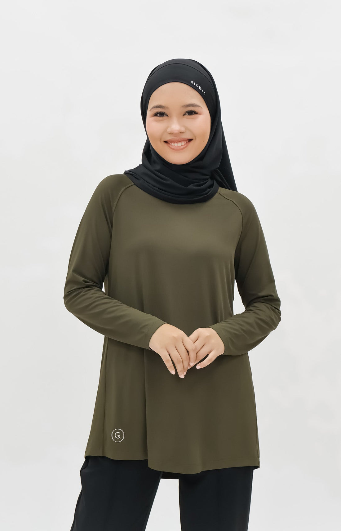 Tops GLOWco Exclusive Pleated Top in Army Green