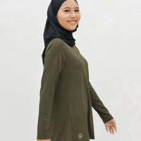 Tops GLOWco Exclusive Pleated Top in Army Green